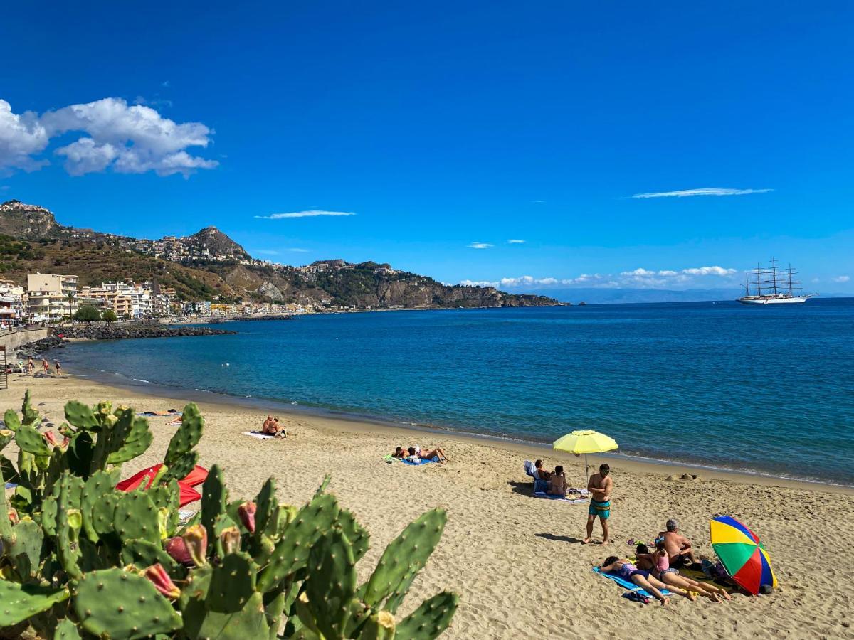 Alpha22 Apartment Giardini Naxos Luaran gambar