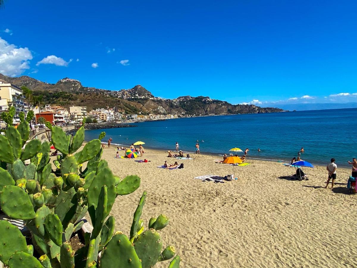 Alpha22 Apartment Giardini Naxos Luaran gambar