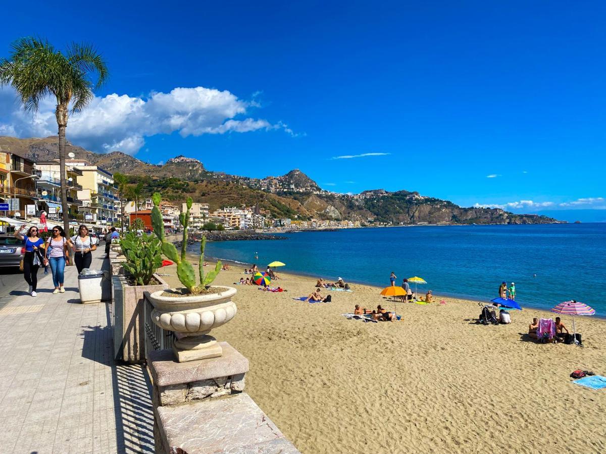 Alpha22 Apartment Giardini Naxos Luaran gambar